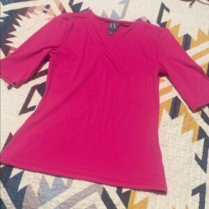 Worthington Fuchsia Short Sleeve Top